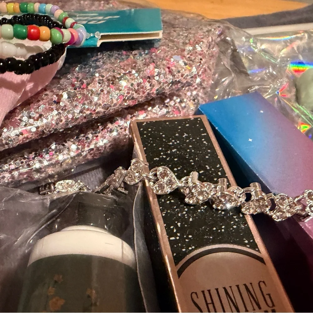 Pre Teen Spa Gift Set Travel Beauty Kit Sleepover Glam NWT